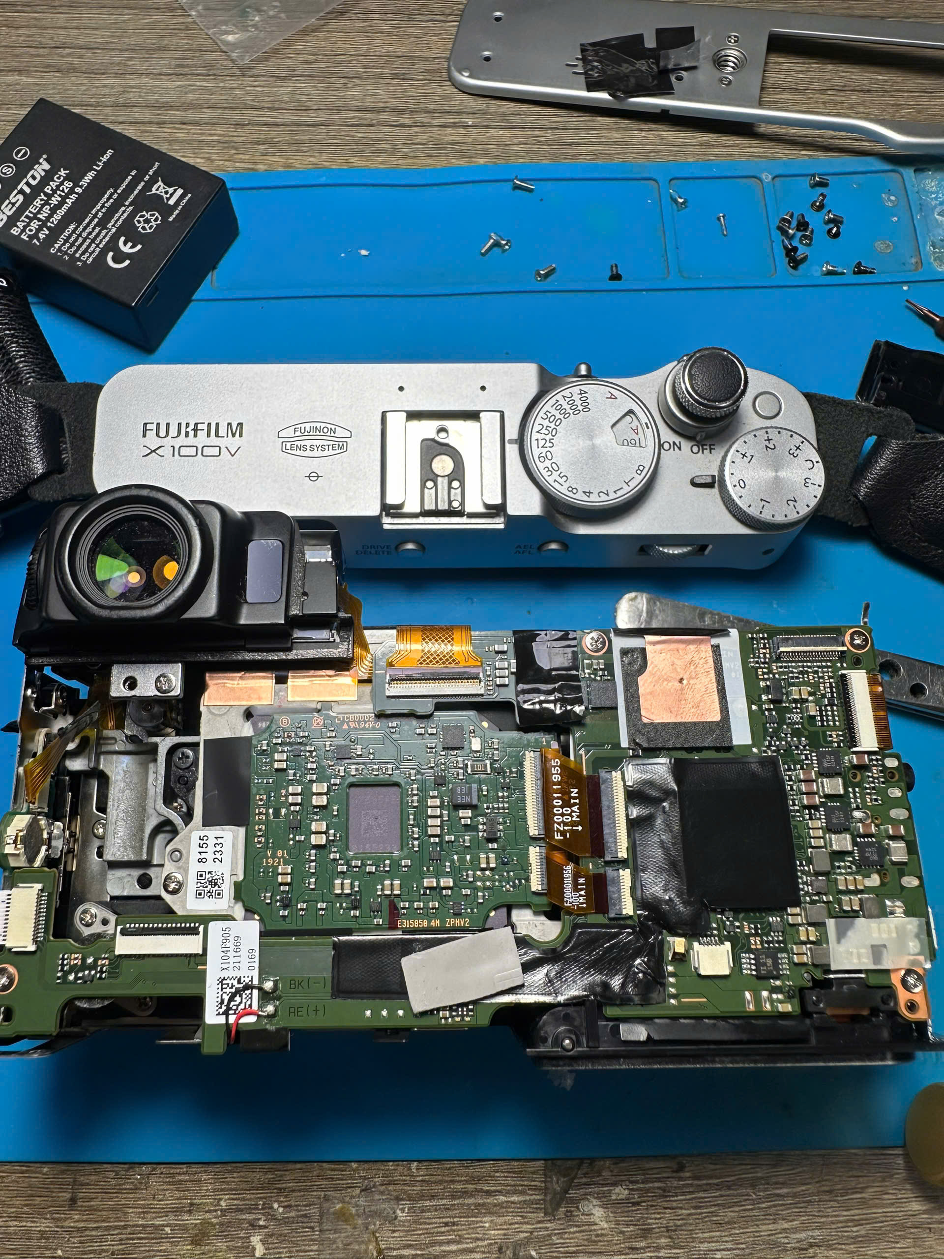 sửa máy ảnh Fujifilm X100V