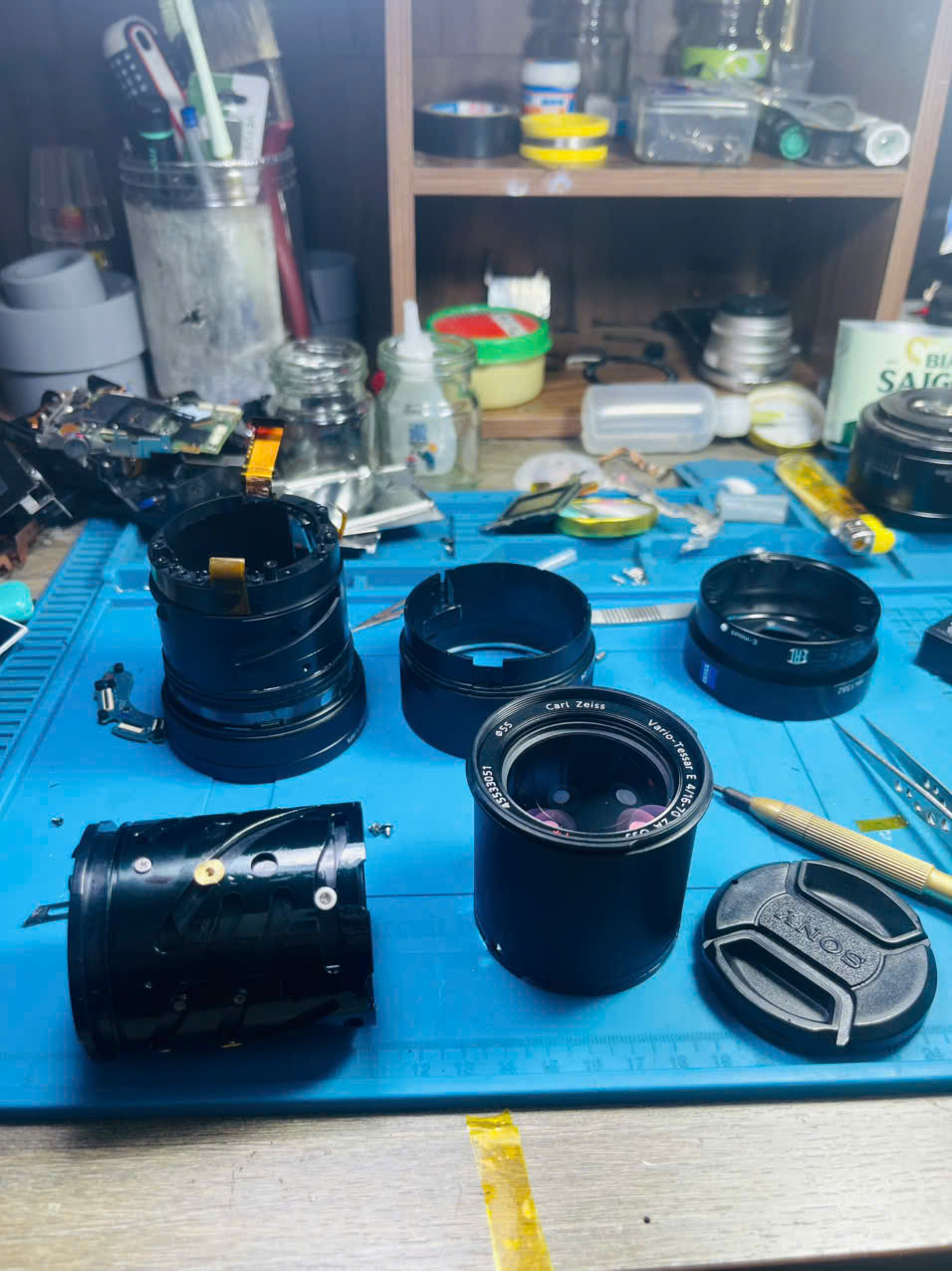 sửa lens Sony CZ 16-70mm F4