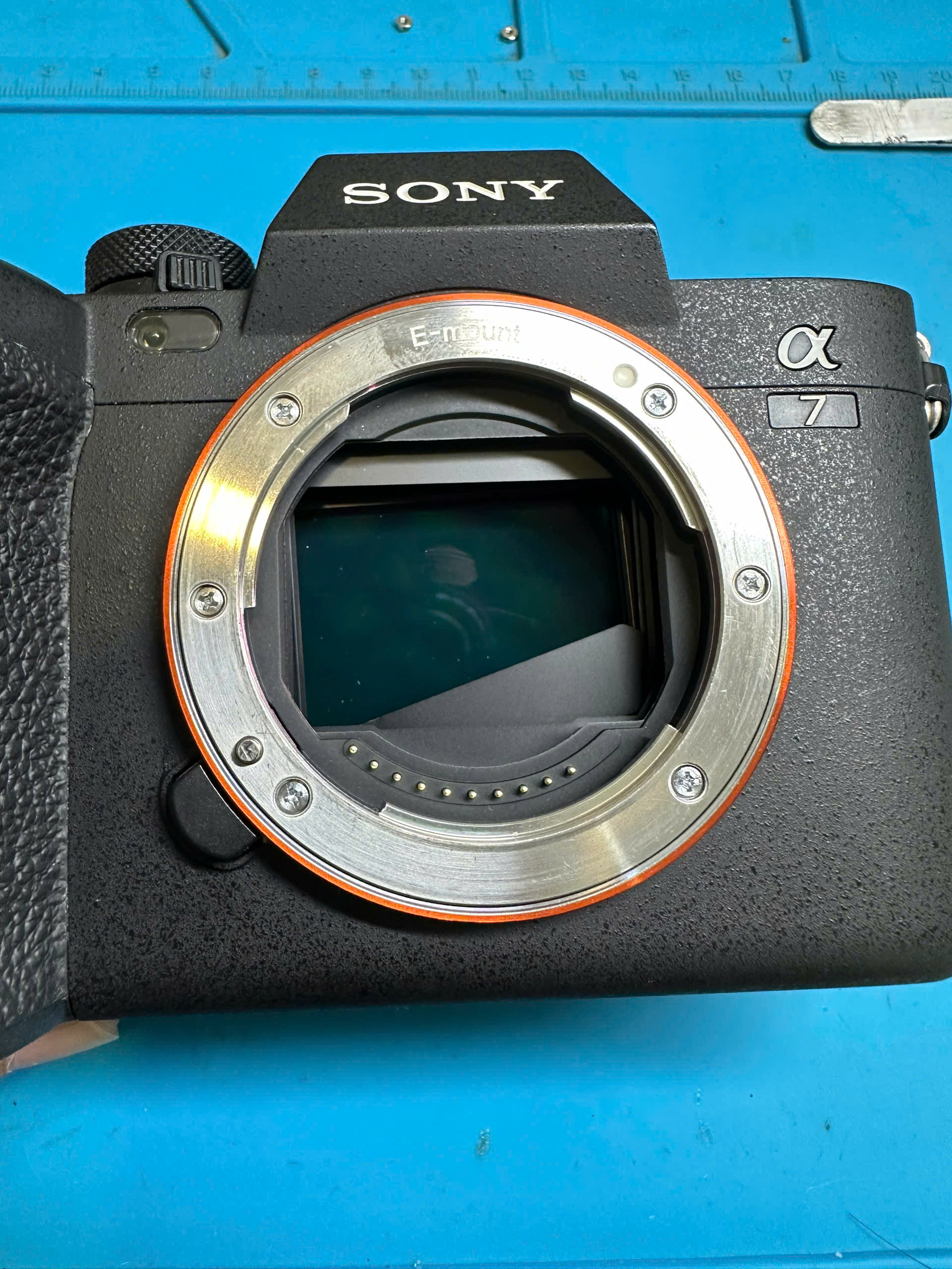Sửa lỗi shutter (rách lá shutter)