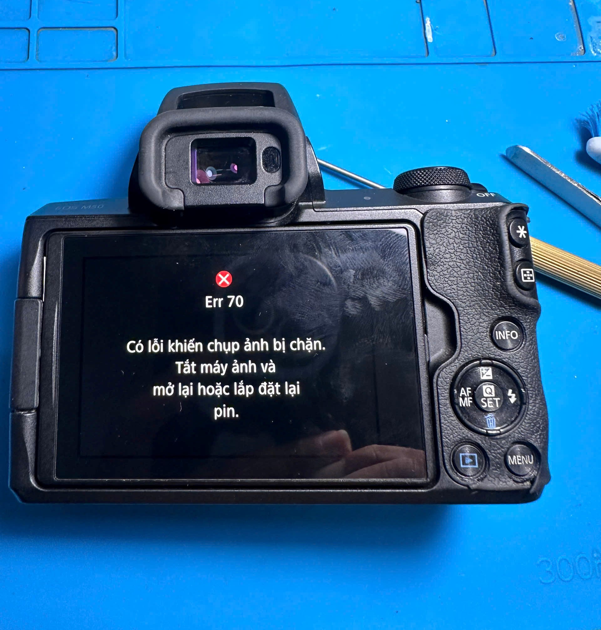 Sửa Canon M50