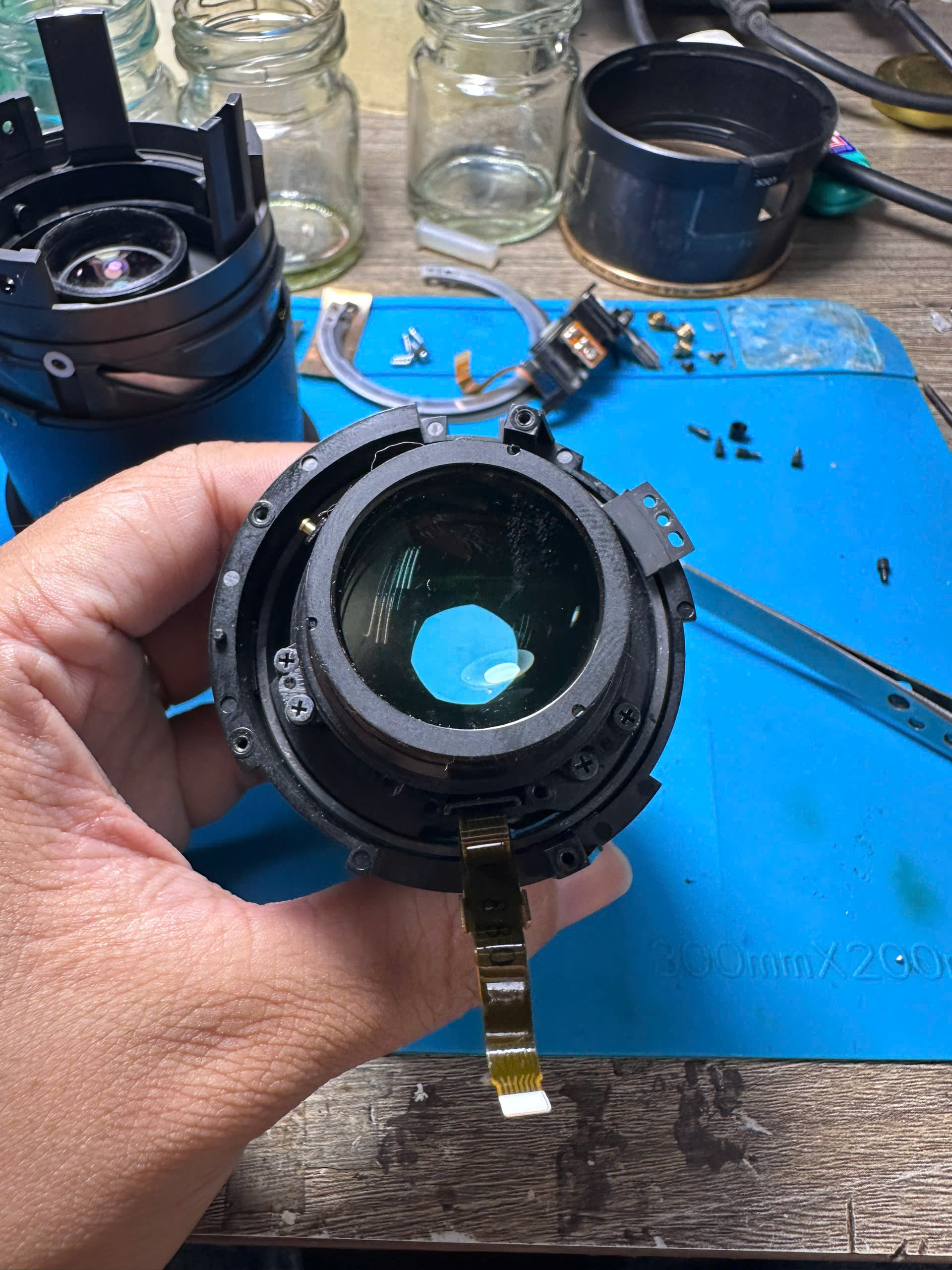 sửa lens Tamron 28-75mm f/2.8