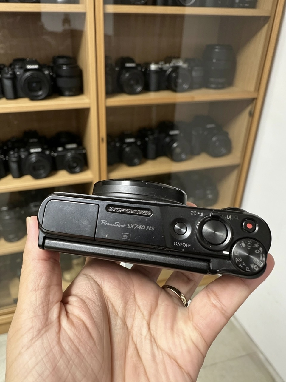 Thu Canon SX740 HS