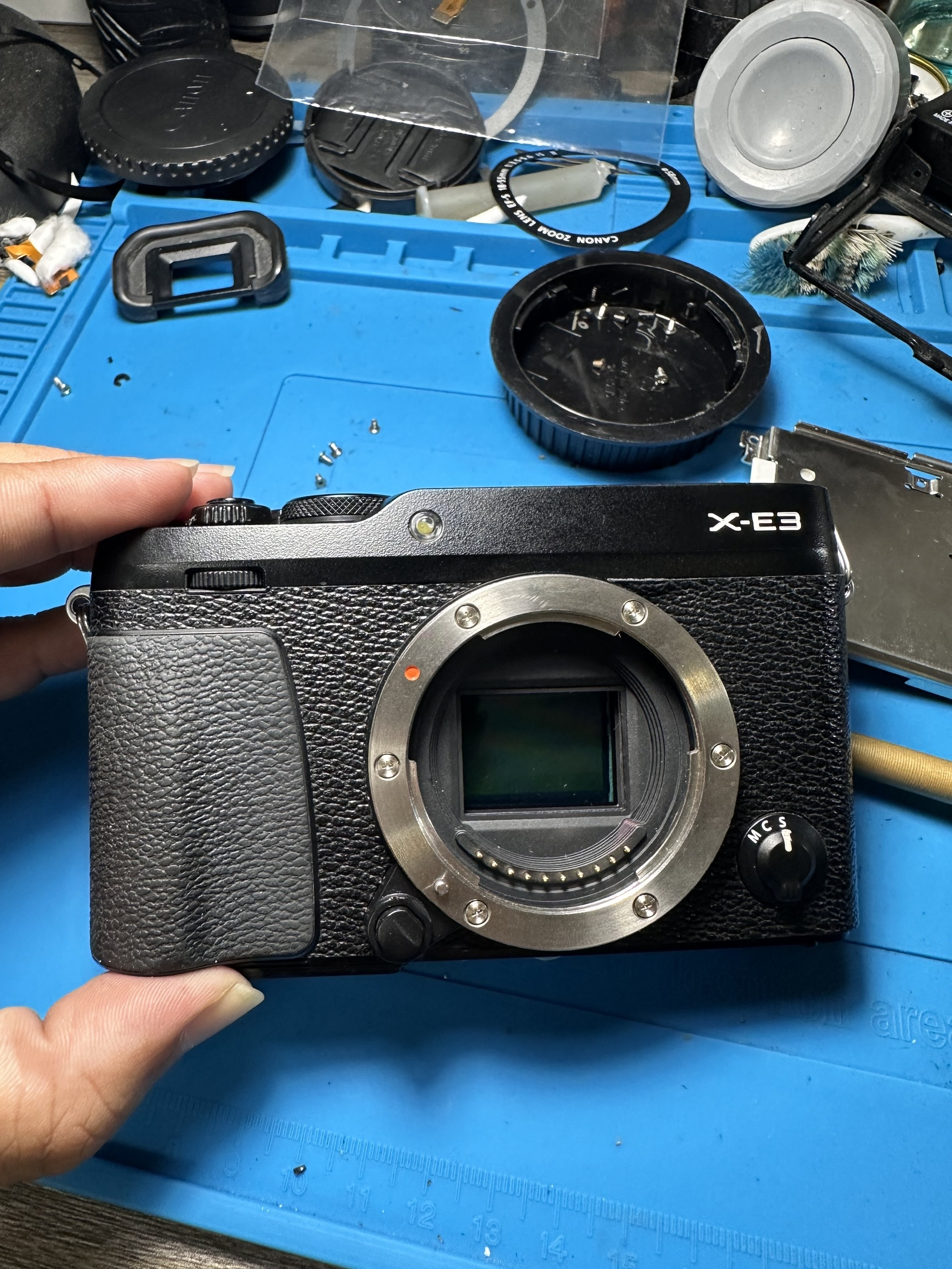 vệ sinh Fujifilm X-E4