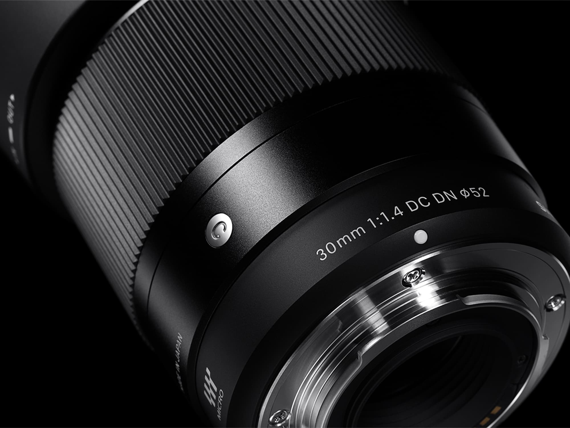 vệ sinh lens Sigma 30mm f/1.4