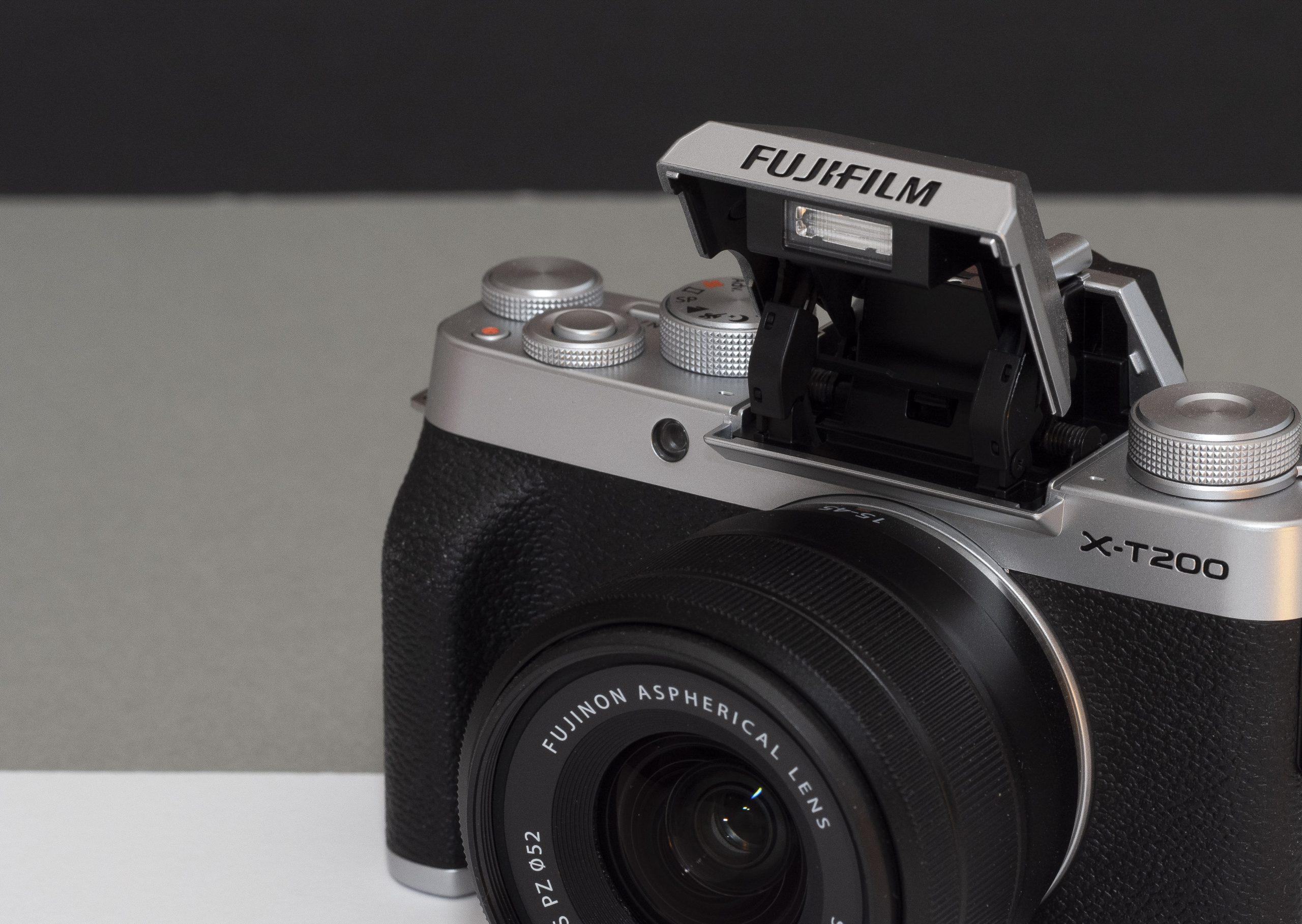 Thu mua máy ảnh Fujifilm XT200 giá cao