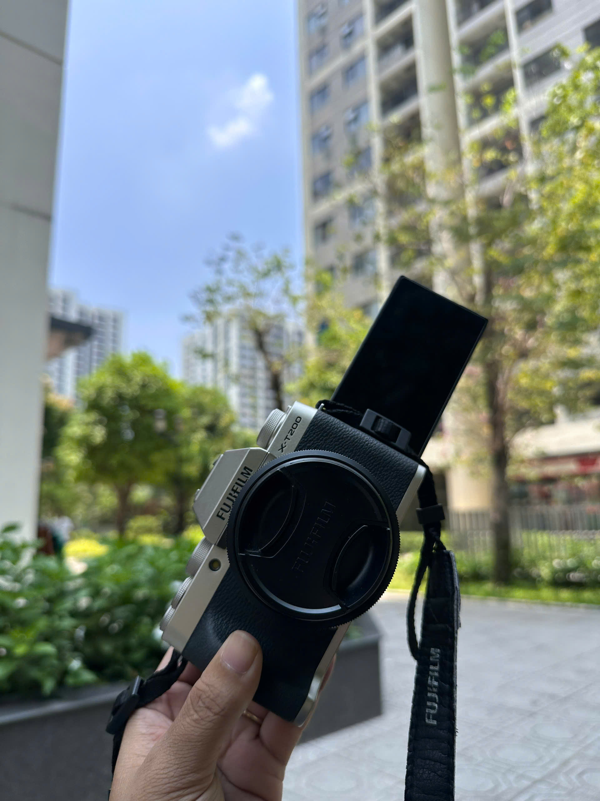 thu mua máy ảnh Fujifilm XT200